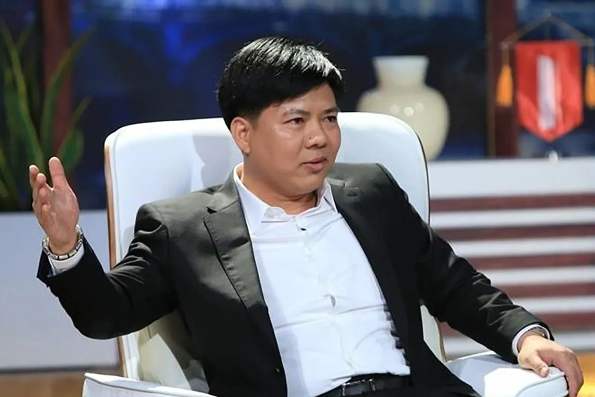 Shark Thủy bị truy tố hai tội lừa đảo chiếm đoạt tài sản và đưa hối lộ - Ảnh: Egroup
