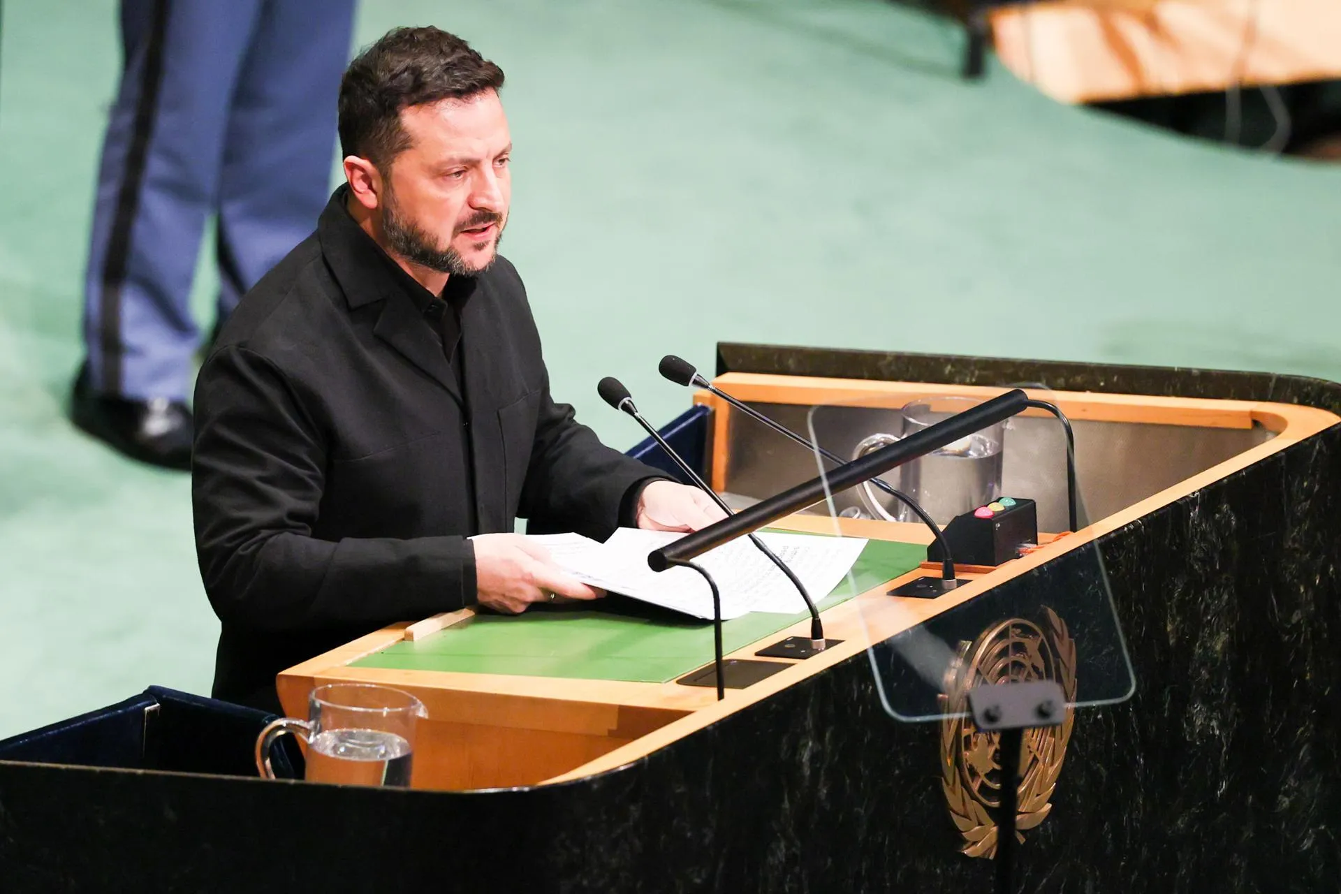 Tổng thống Ukraine Volodymyr Zelensky phát biểu tại kỳ họp Đại hội đồng Liên hợp quốc - Ảnh: YONHAP