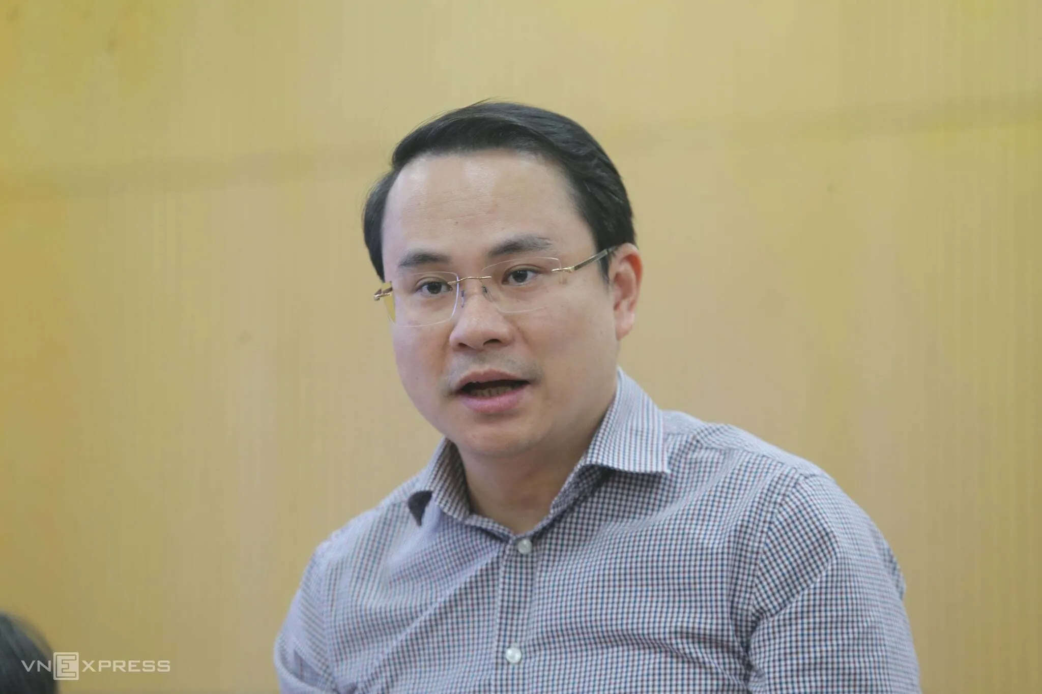 Ông Ngô Mạnh Hà nói về nguy cơ thiếu nước, sáng 16/9. Ảnh: Gia Chính
