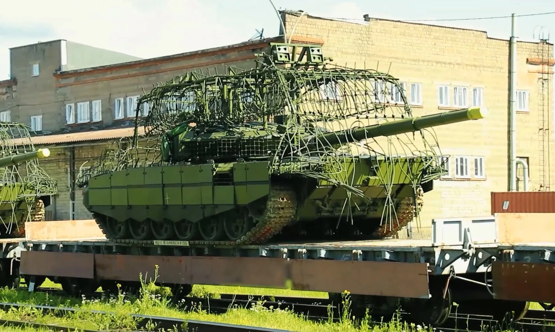 Tập đoàn Uralvagonzavod bàn giao xe tăng chủ lực T-90M, T-72BM3 cho quân đội Nga hồi đầu tháng.