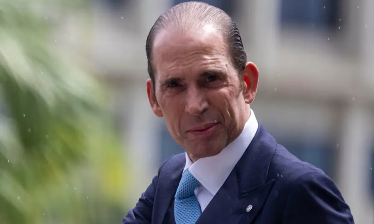 Tài phiệt ngành ngân hàng Julio Herrera Velutini.