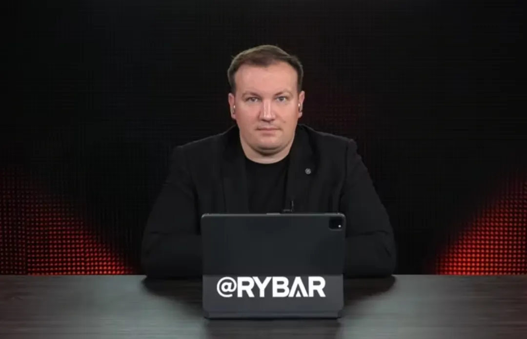 Blogger quân sự người Nga Mikhail Zvinchuk, người điều hành tài khoản Rybar trên Telegram, xuất hiện tại Matxcơva ngày 1-11-2024 - Ảnh: WASHINGTON POST