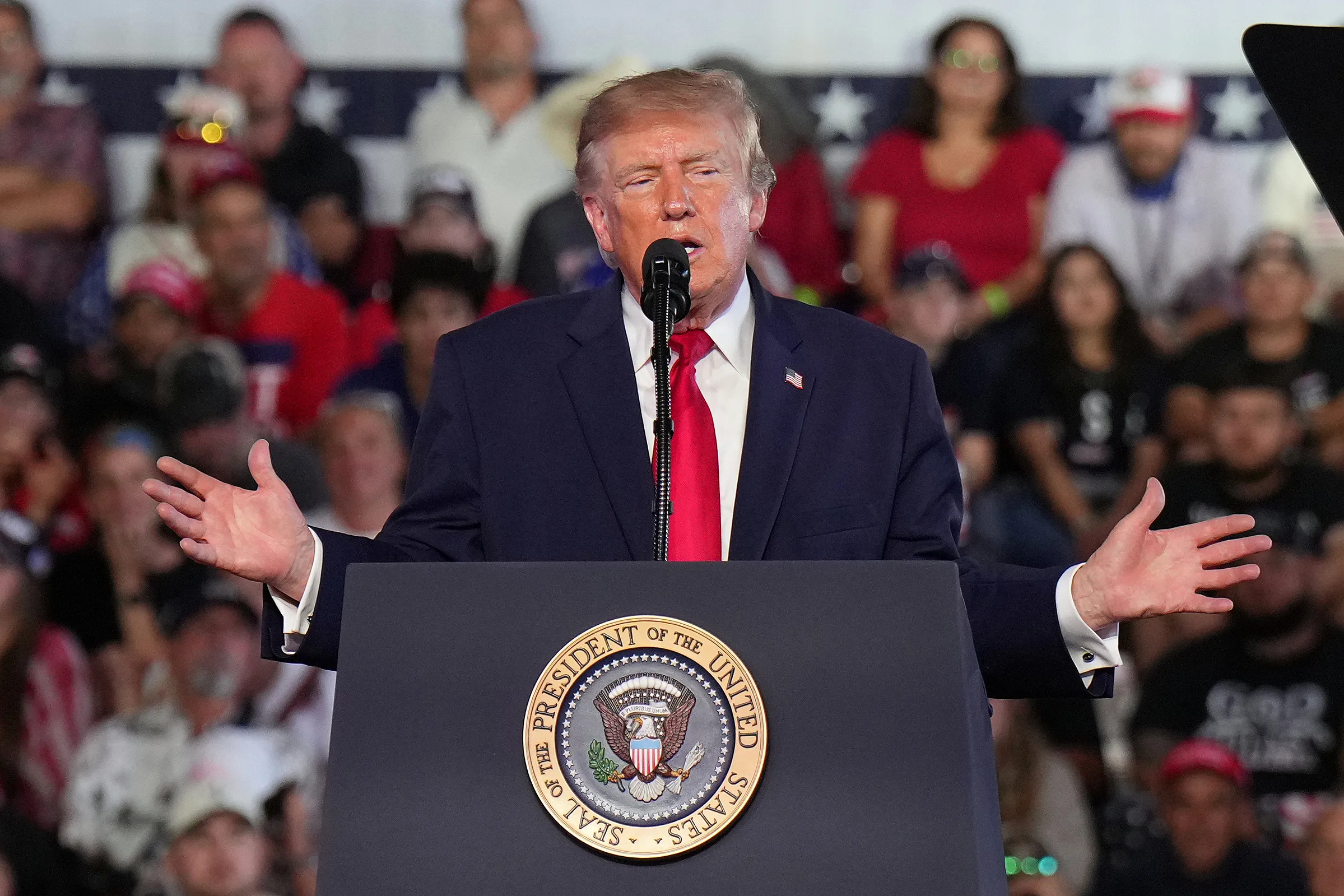 Tổng thống Trump tại cuộc vận động bầu cử ở Corpus Christi, bang Texas, ngày 27/10.