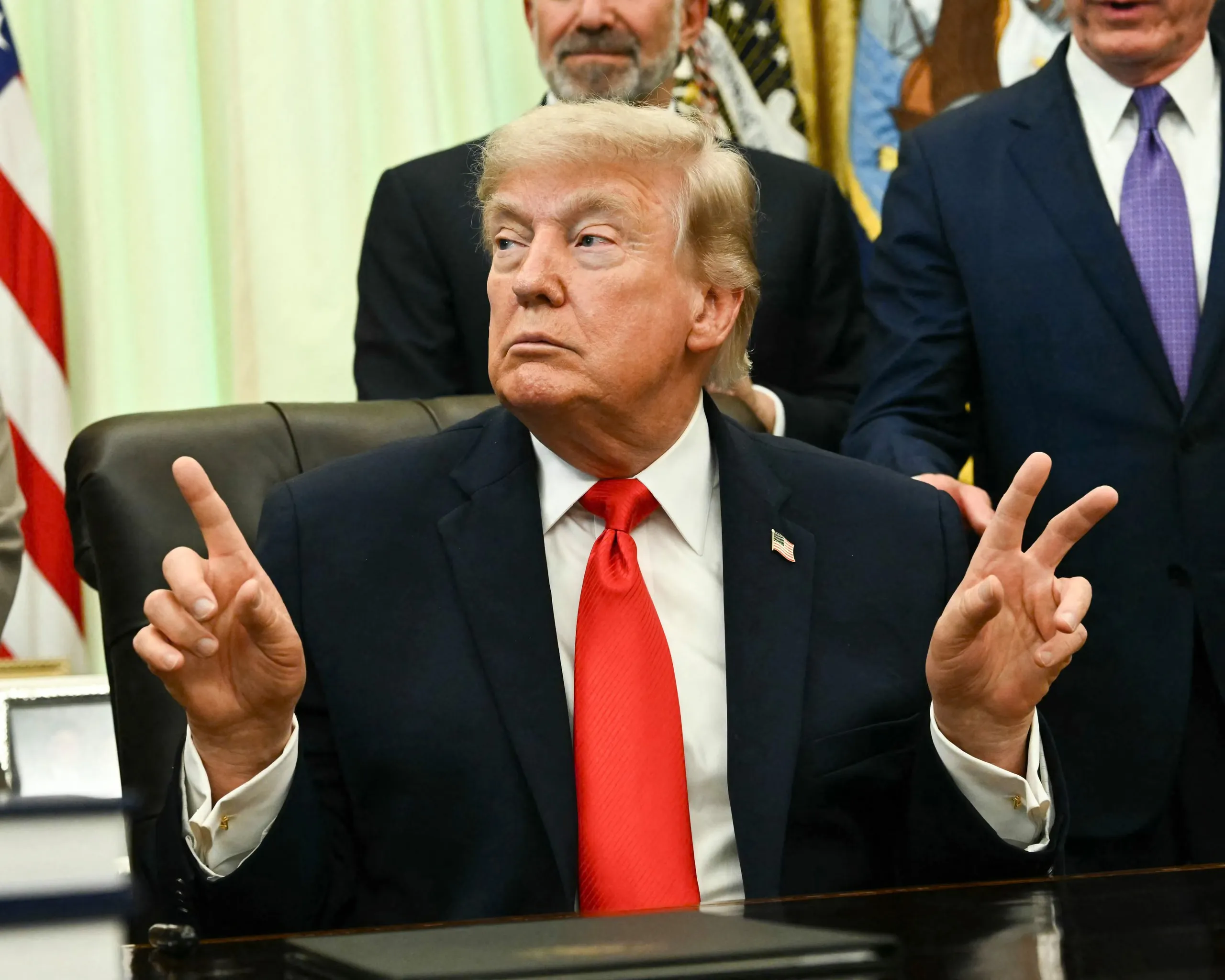Ông Trump tuyên bố Iran đang tìm kiếm một thoả thuận với Mỹ - Ảnh: AFP