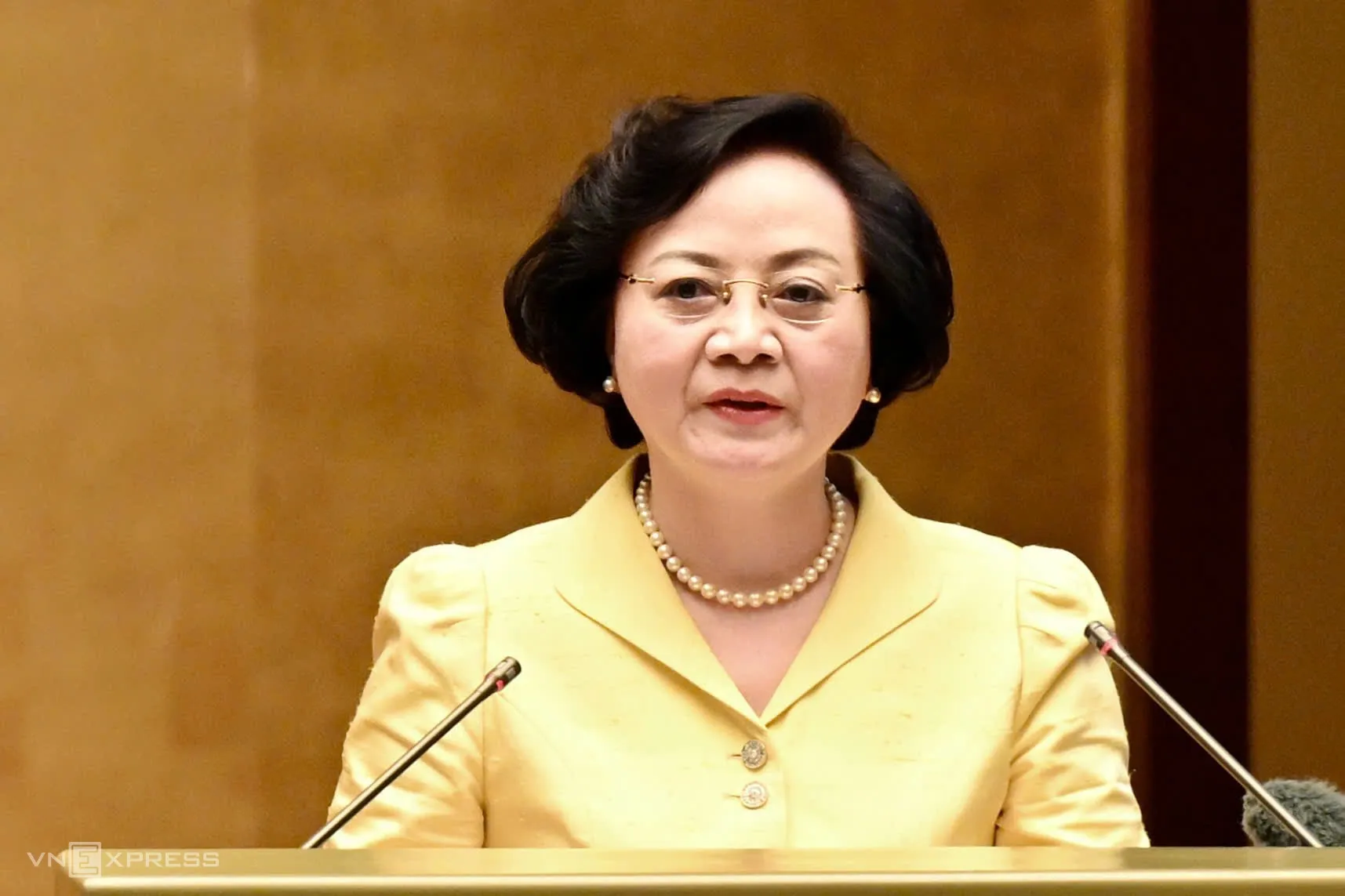 Phó thủ tướng Phạm Thị Thanh Trà trình bày chuyên đề thu hút nhân tài tại Hội nghị quán triệt Nghị quyết Trung ương 4 khóa 14, sáng 16/10.