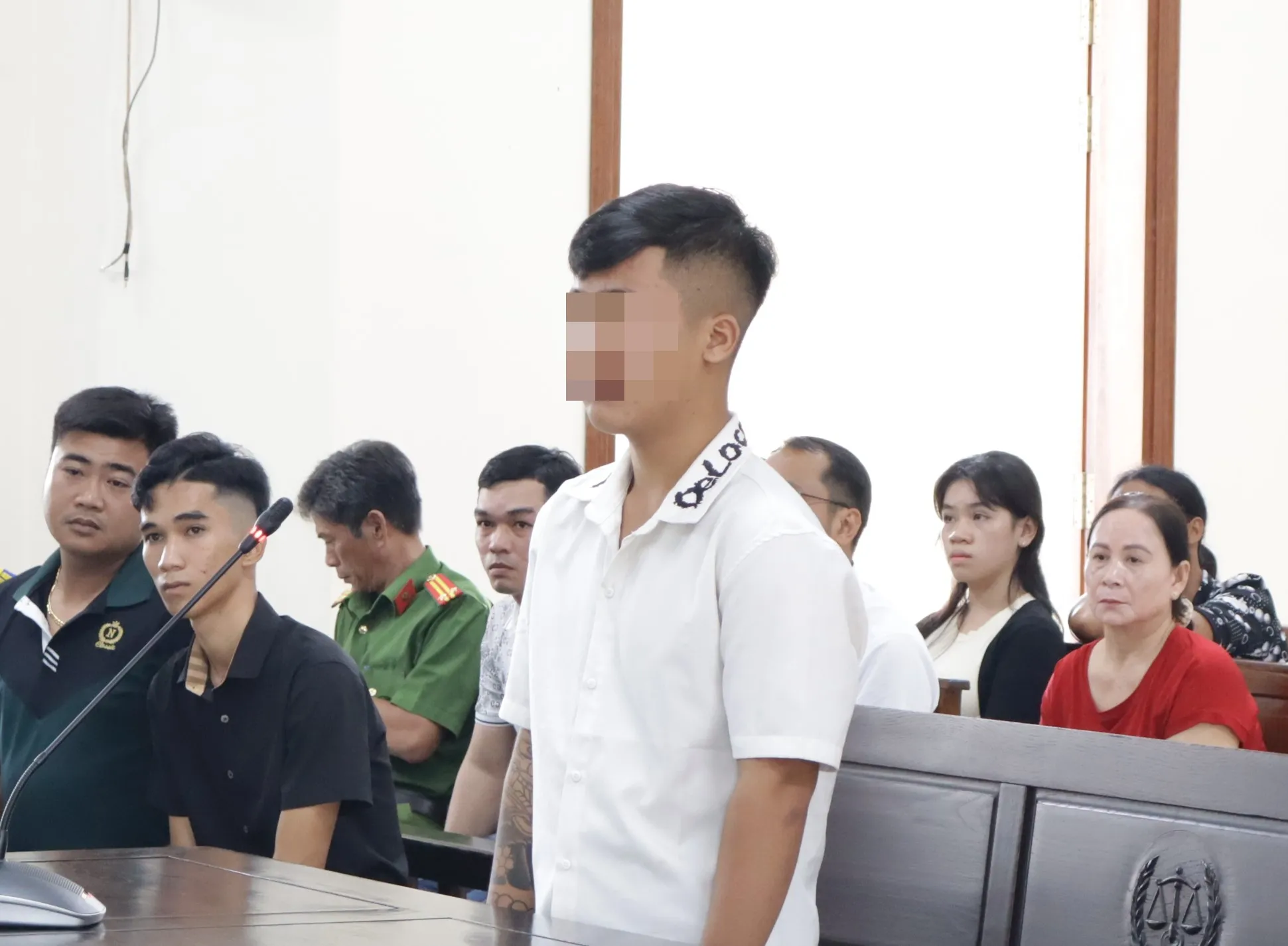 Bị cáo N.B.T. tại tòa ngày 29-10 - Ảnh: NHẪN NAM
