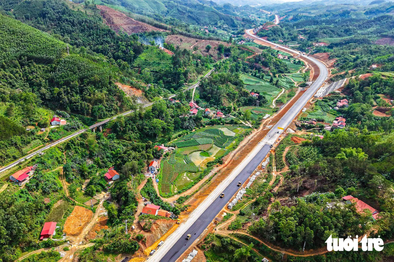 Cao tốc Hữu Nghị - Chi Lăng là dự án có kế hoạch phải hoàn thành thi công trong năm 2026 - Ảnh: HỒNG QUANG