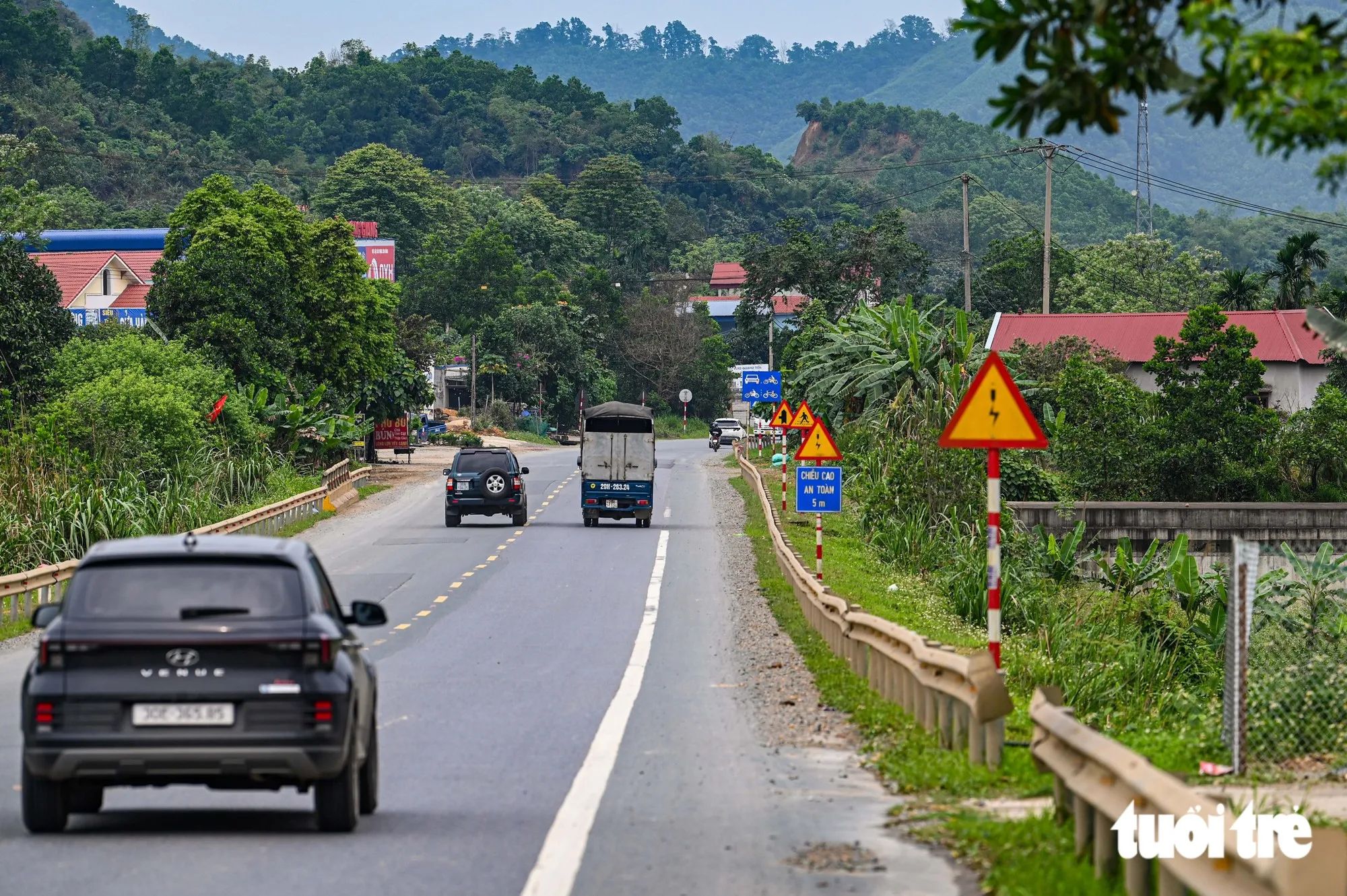 Thủ tướng đẩy nhanh tiến độ phê duyệt điều chỉnh chủ trương đầu tư mở rộng đường Hòa Lạc - Hòa Bình - Ảnh: HỒNG QUANG