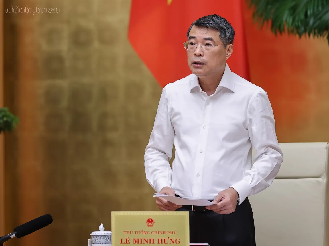 Thủ tướng Lê Minh Hưng chủ trì phiên họp Chính phủ thường kỳ tháng 9 và trực tuyến với các bộ ngành, địa phương - Ảnh: NHẬT BẮC