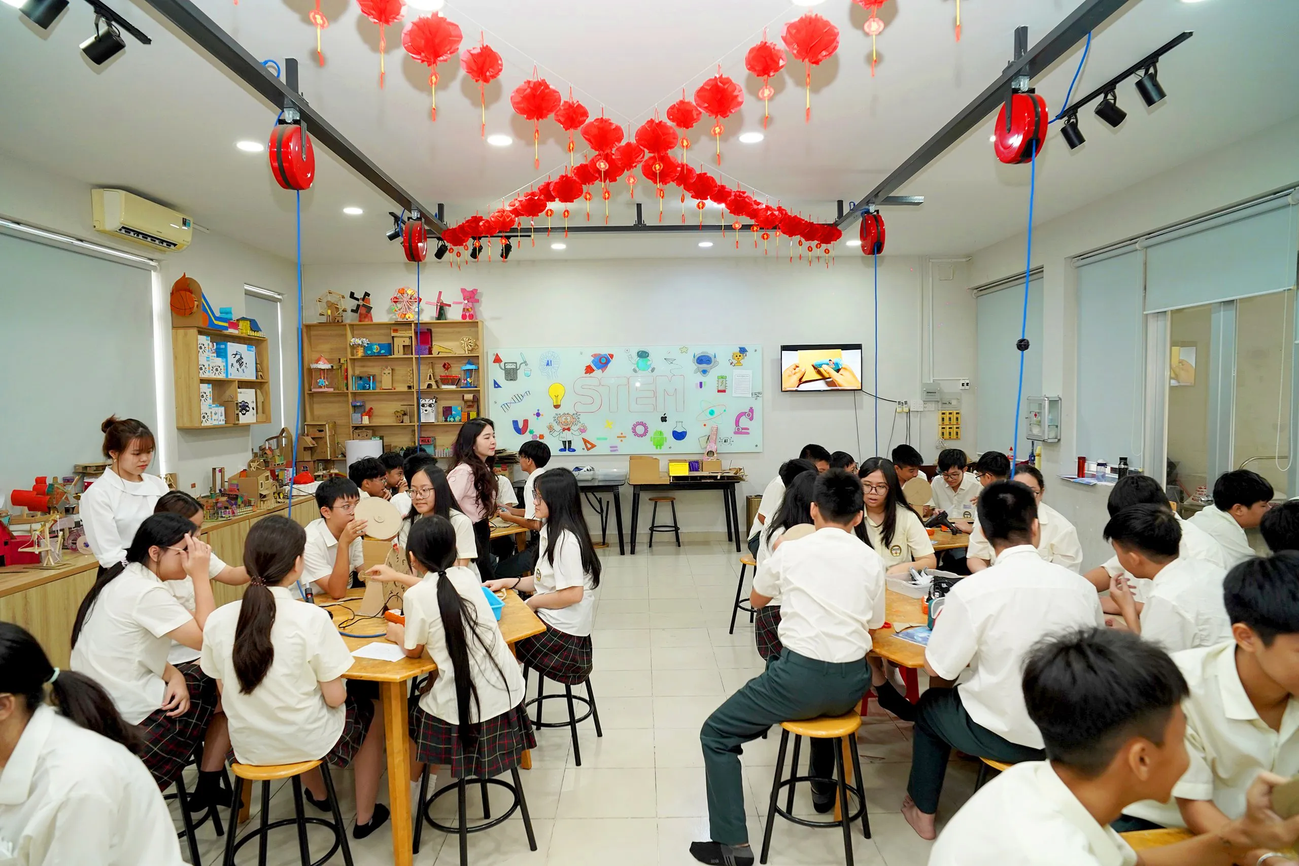 Học sinh TP.HCM trong 1 tiết học - Ảnh minh họa