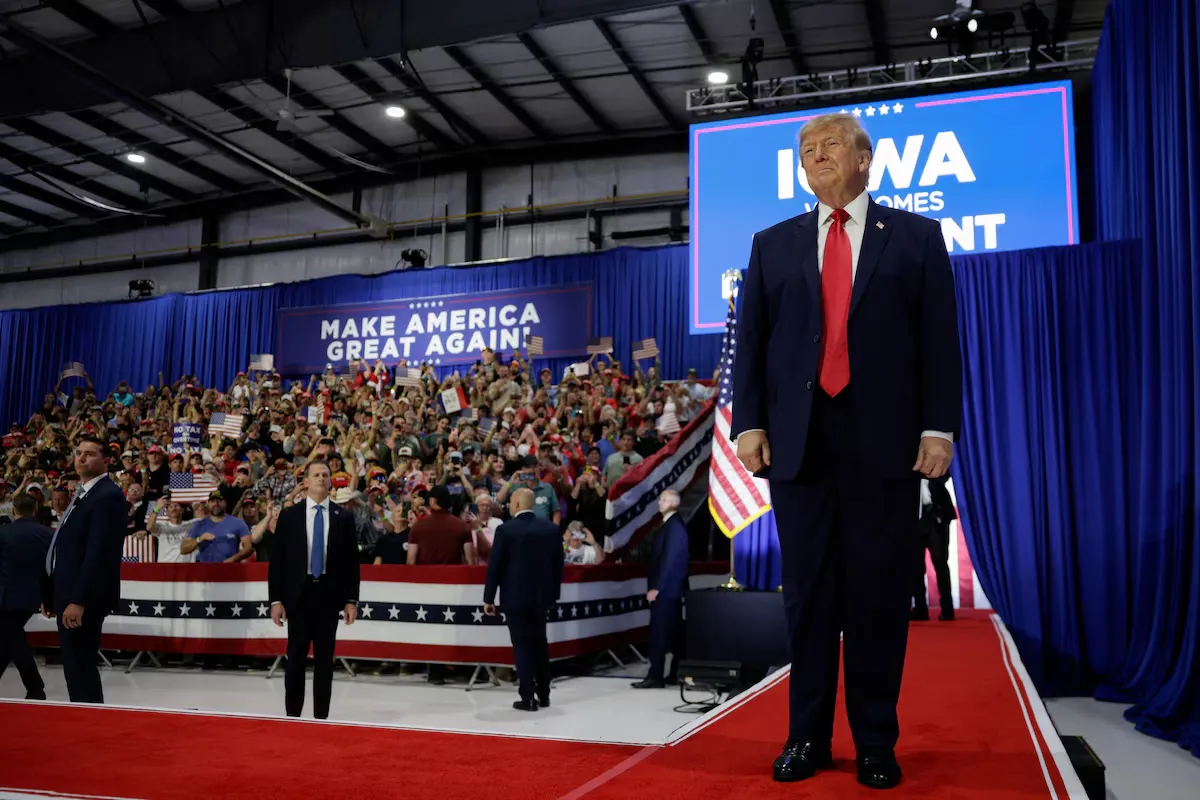 Kể từ đầu tháng 10, ông Trump đã tham gia 25 cuộc vận động tranh cử tại 19 bang - Ảnh: REUTERS
