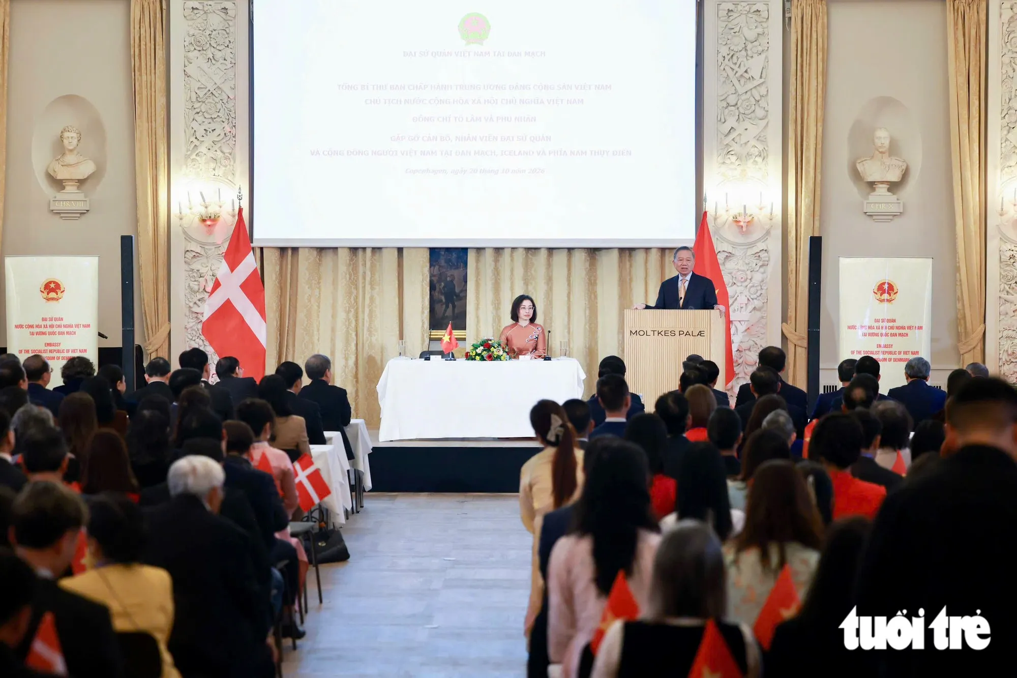 Tổng Bí thư, Chủ tịch nước Tô Lâm mong muốn thế hệ trẻ, đặc biệt là các chuyên gia, trí thức người Việt Nam tại ba nước cùng với cộng đồng người Việt trên toàn thế giới trở thành cầu nối công nghệ - Ảnh: NGUYỄN KHÁNH