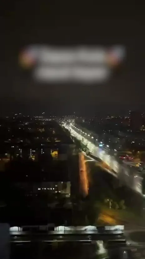 Khoảnh khắc tên lửa Nga lao xuống khu vực phía đông Kiev trong video đăng ngày 19/10.