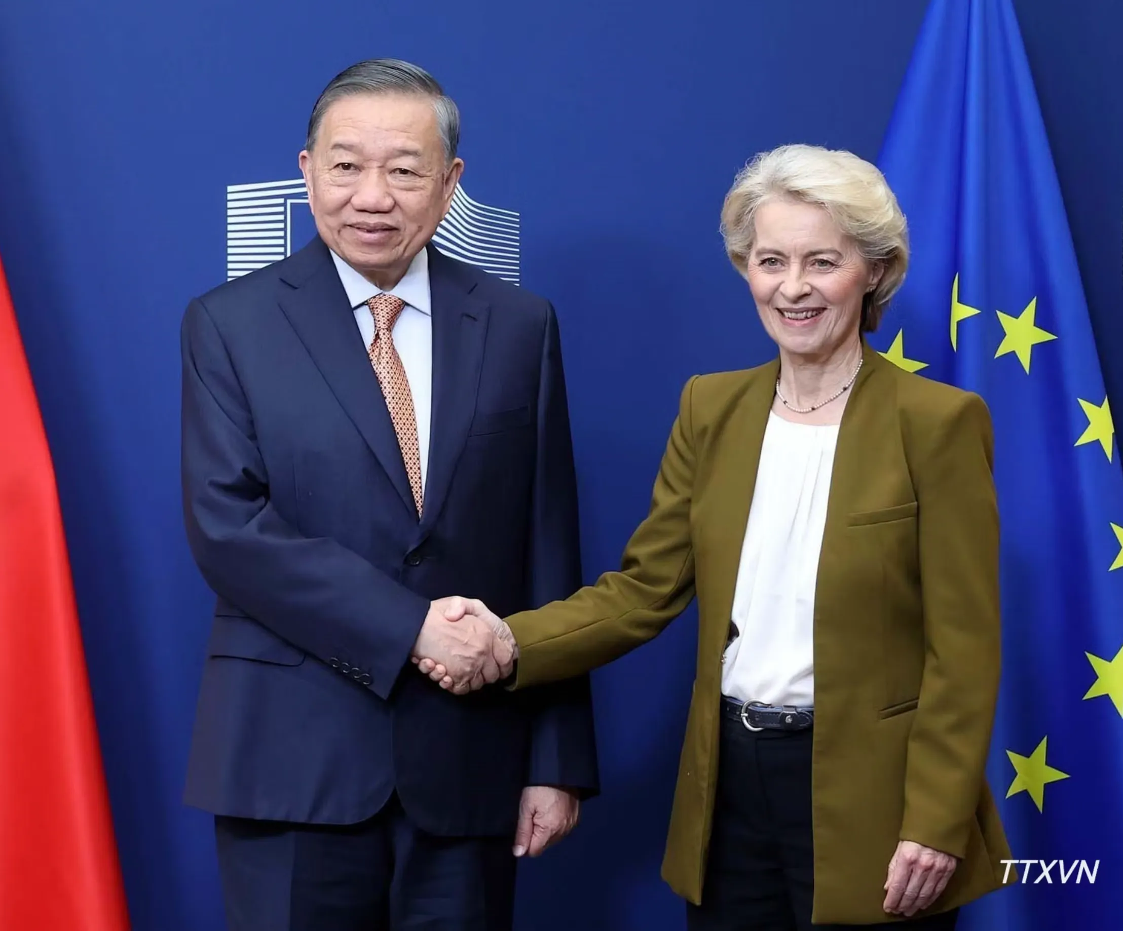 Tổng Bí thư, Chủ tịch nước Tô Lâm gặp Chủ tịch Ủy ban châu Âu (EC) Ursula von der Leyen ngày 22-10 - Ảnh: TTXVN