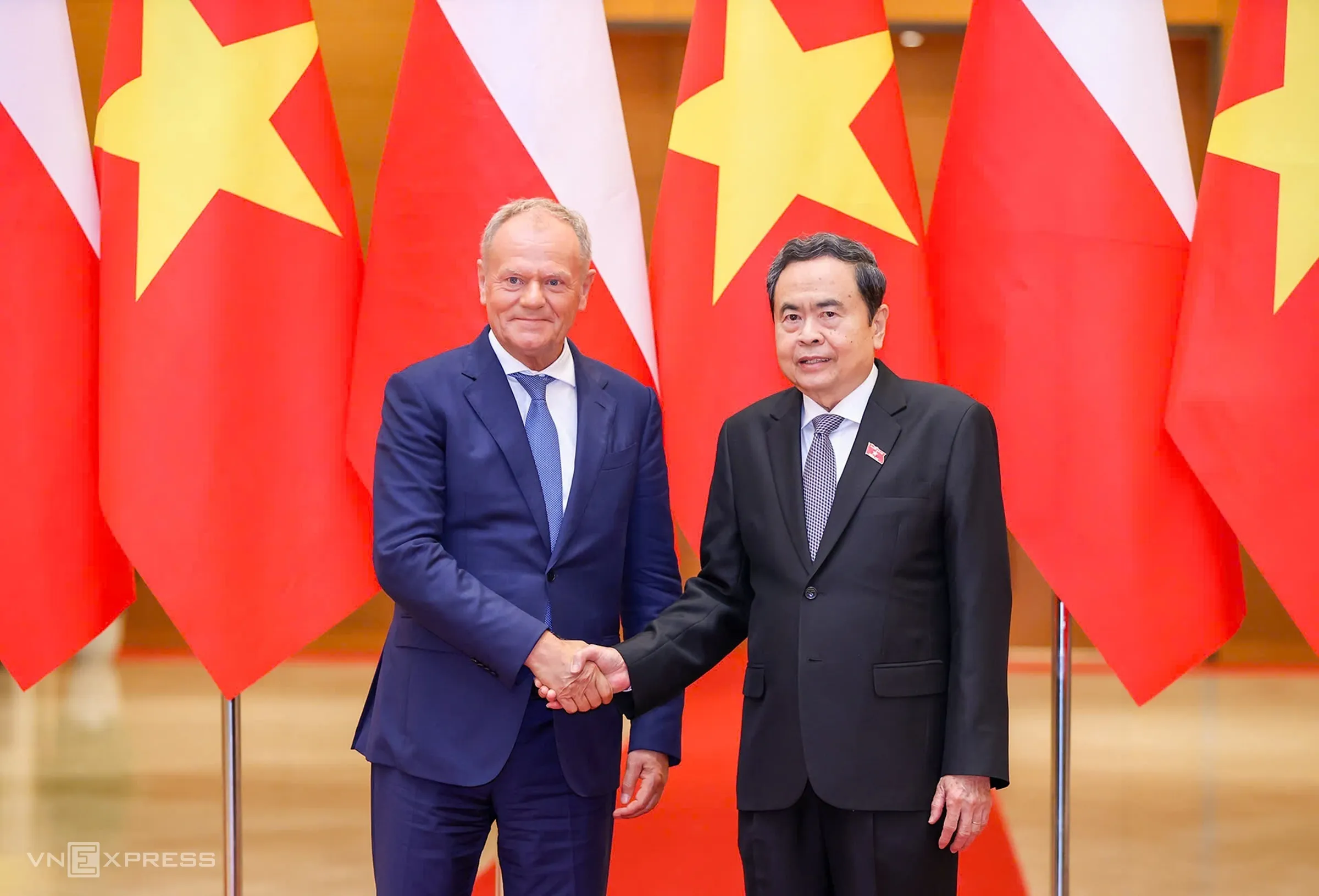 Chủ tịch Quốc hội Trần Thanh Mẫn hội kiến Thủ tướng Ba Lan Donald Tusk chiều 26/10.