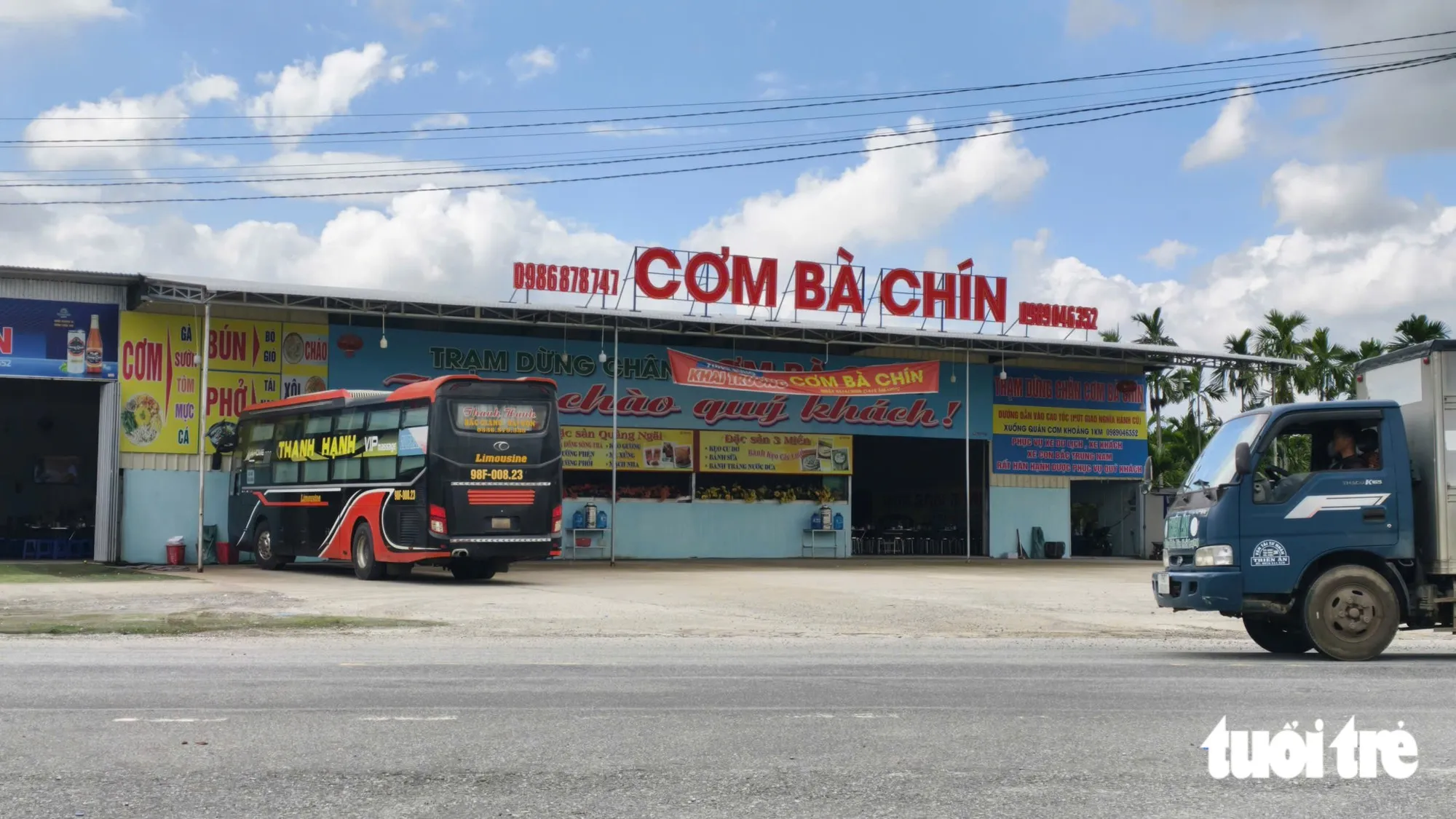 Chính quyền cho biết sẽ tiến hành rà soát toàn diện hoạt động của quán cơm Bà Chín - Ảnh: NGUYỄN YÊN