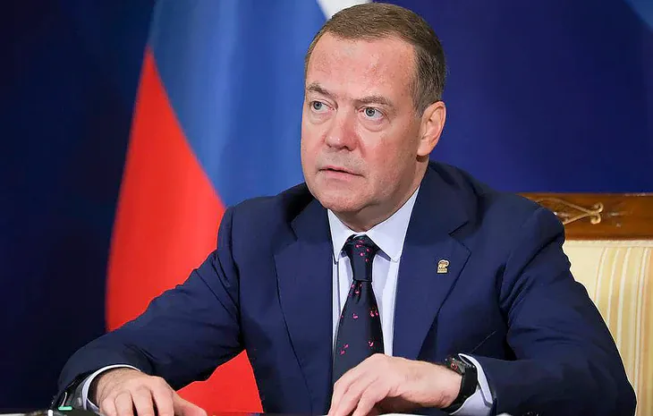 medvedev-edit-17910748589471837196463.webp