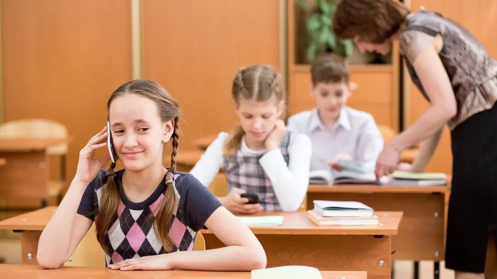 mobil-skola-trida.jpg