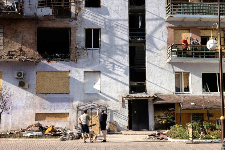 mot-toa-dan-cu-bi-hu-hai-do-nga-khong-kich-o-kramatorsk-ukraine-1209-read-only-1757809613657616126812.jpg.webp