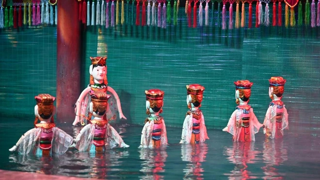 mua-roi-nuoc-tp-hcm-702.jpg.webp