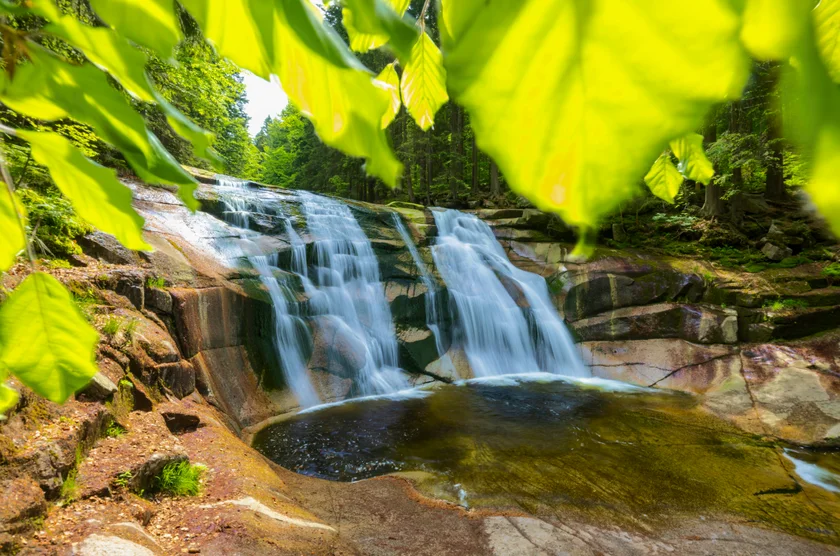 mumlavsky-waterfall-czech-republic-shutterstock-by-richard-semik-yxdop.webp