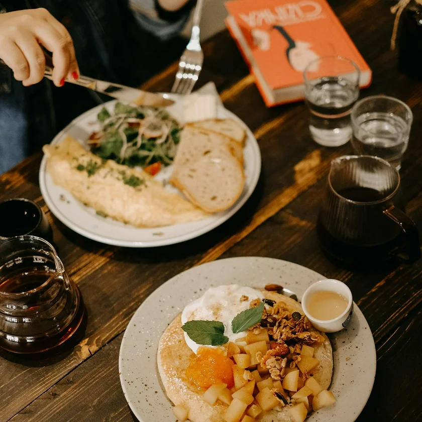 omai-coffee-brunch-nbjxg.webp
