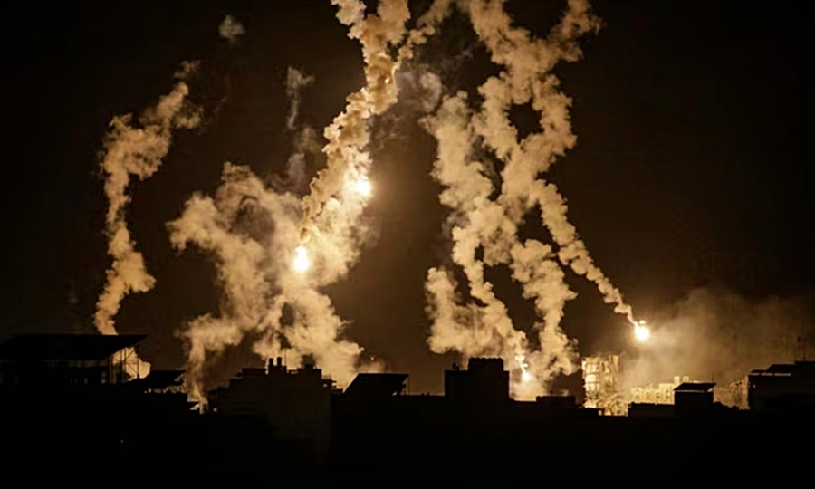 phao sang quan doi Israel o bac Gaza -epa.webp