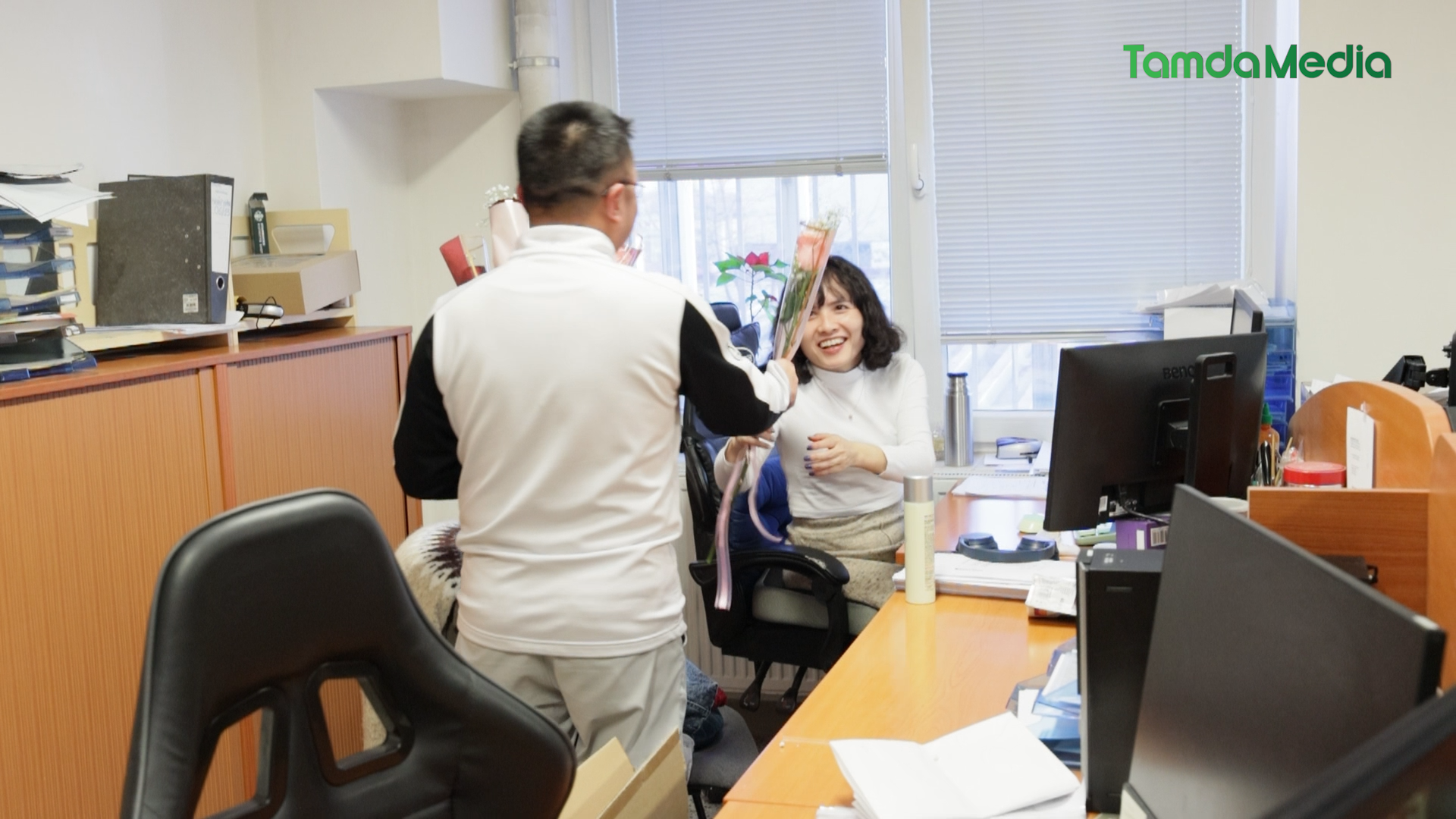 phinng su.00_00_27_18.Still002.bmp