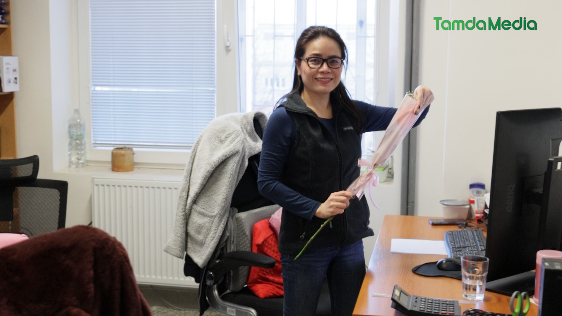 phinng su.00_00_56_04.Still004.bmp