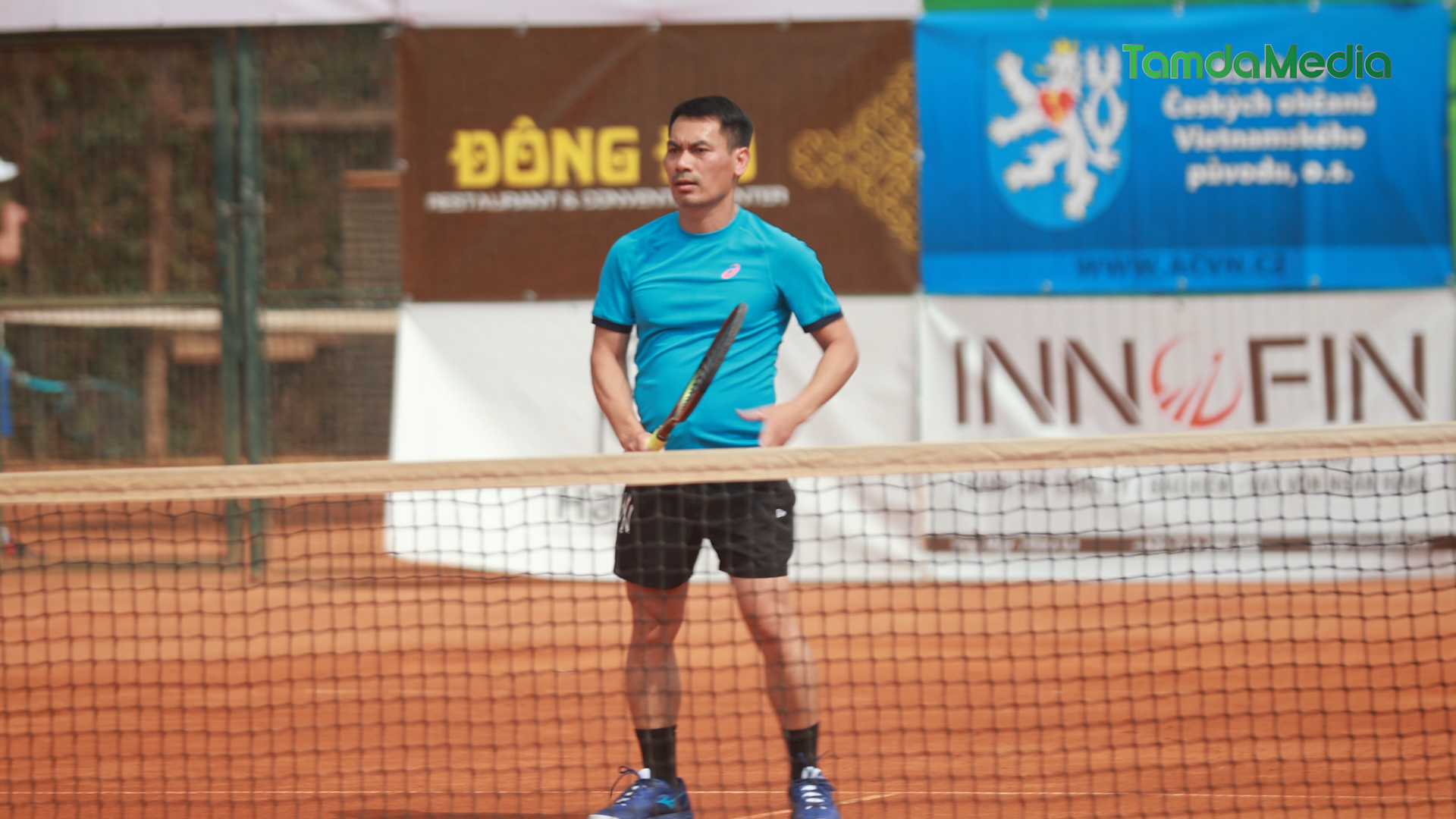phong su tennis.00_30_28_17.Still018.bmp