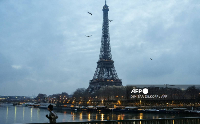 photo1707690184245-1707690184500683314643.webp