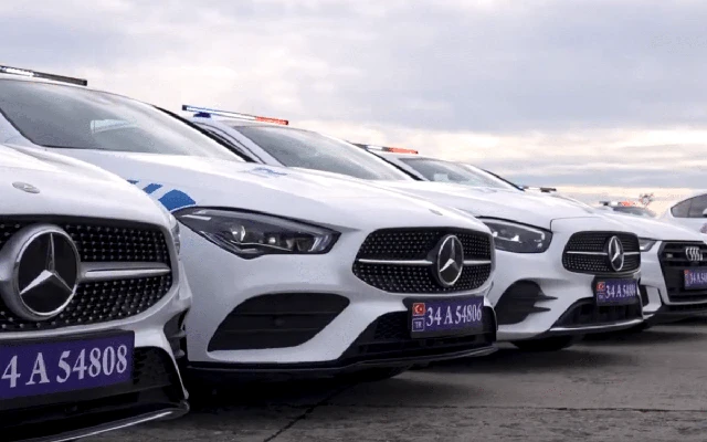 police-force-in-turkey-drives-repossessed-biker-gang-supercars-9-17038924780902000441657.webp
