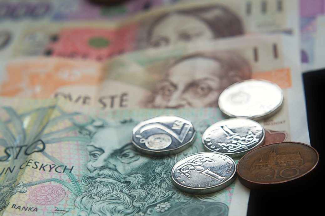 poradci-sobe.cz-inlace-neukrajuje-jen-z-uspor-ovlivnuje-i-pojisteni-nebo-dluhy-money-3536346-1280-1038x692.jpg
