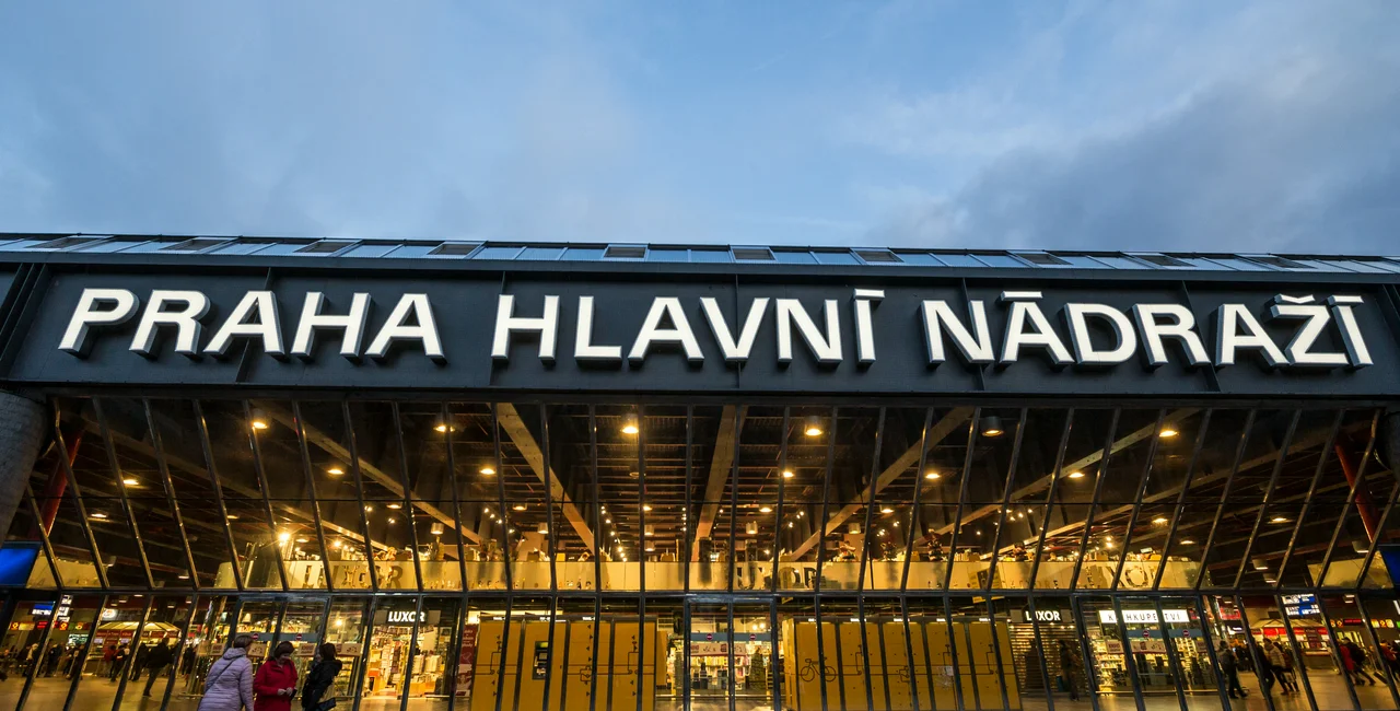 prague-s-main-strain-station-hlavni-nadrazi-photo-istock-balkanscat-edpto.webp