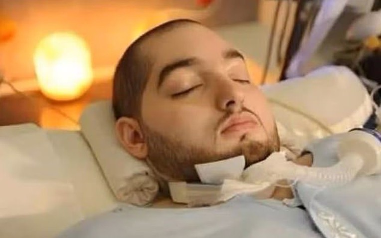 prayersfortheprincewillbeheldtomorrowatimamtur-a-11752971910472-17529992530501993470218-24-0-420-634-crop-17529993338351312339102-1753068442911-1753068443604729058865.webp