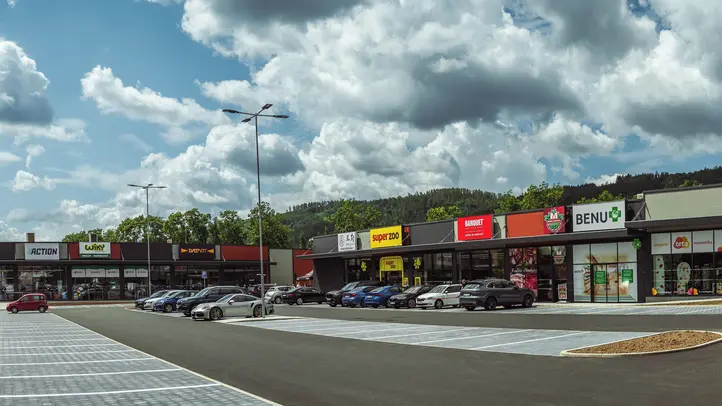 retail-park-maloobchod-nakupovani.webp