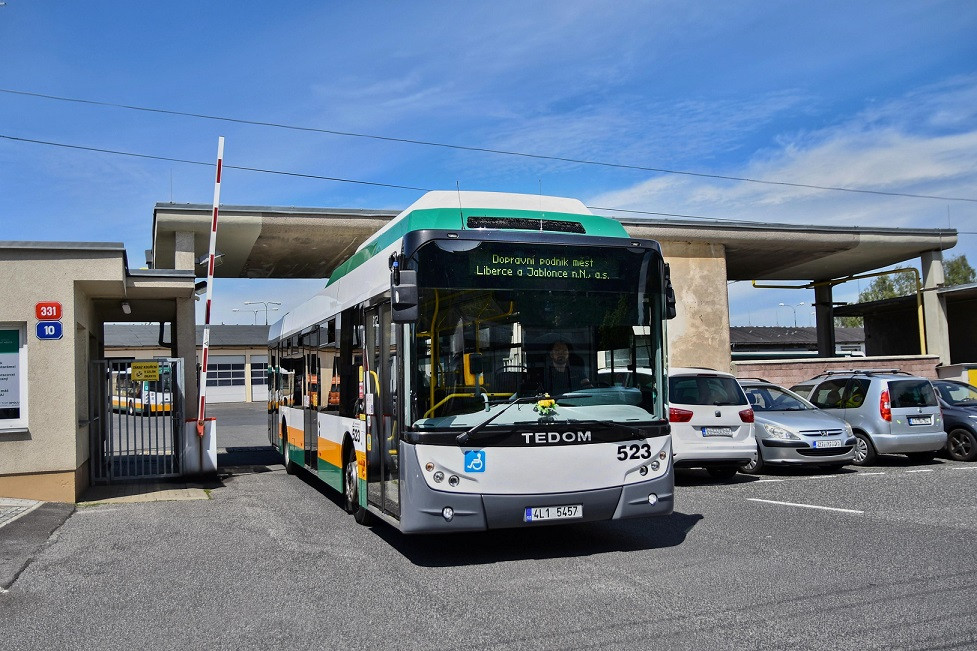 size4-16614249012104-103-nemohl-bych-delat-praci-ktera-me-nebavi-rika-ridic-autobusu-martin-tresnak-z-liberce.jpg