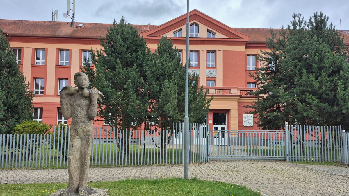 skola-brezova-sokolovsko.jpeg