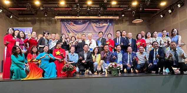 su-gia-lan-toa-tinh-yeu-voi-bien-dao-que-huong-20231123152900.jpg