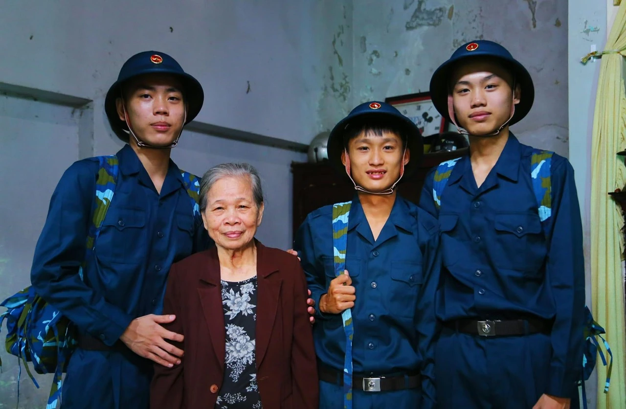 tan-binh-1-1708663996103466850613.webp