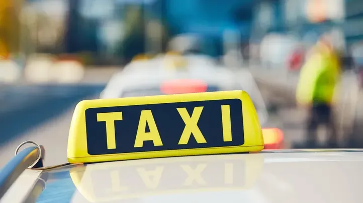 taxi.webp