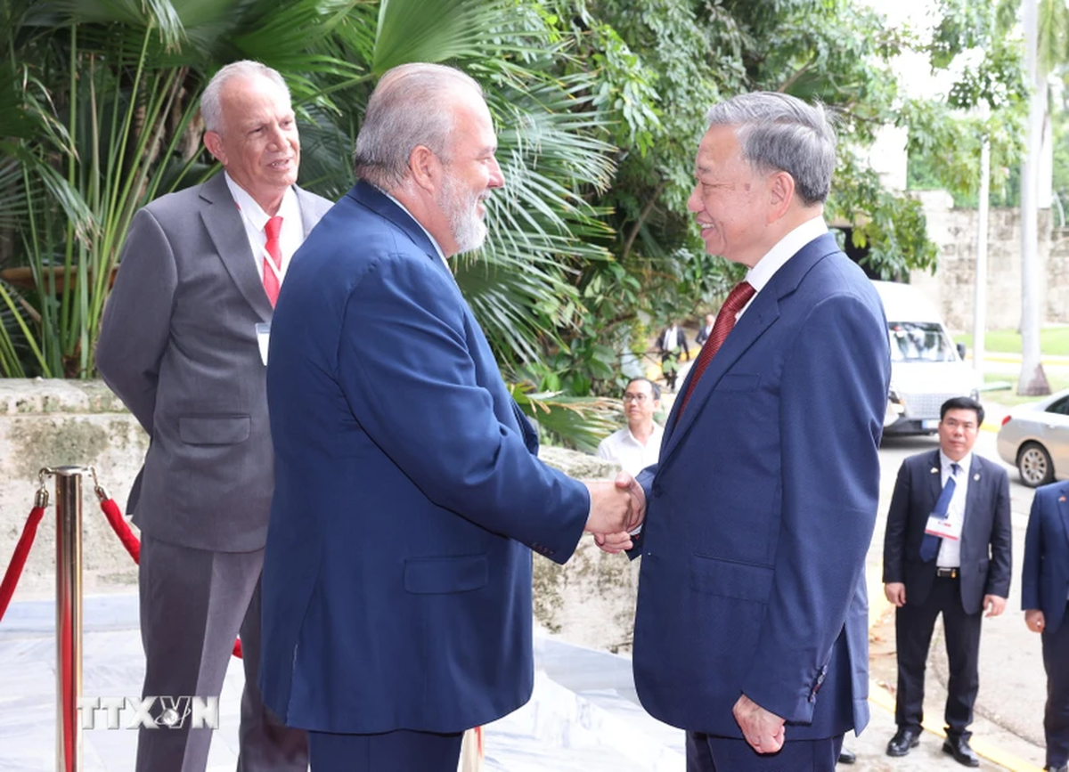 tbt-thu-tuong-cuba-17274003972811413988481.png.webp