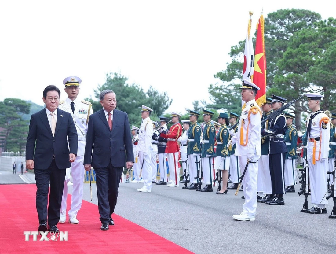 tong-bi-thu-le-don-17549182902921095453611.webp