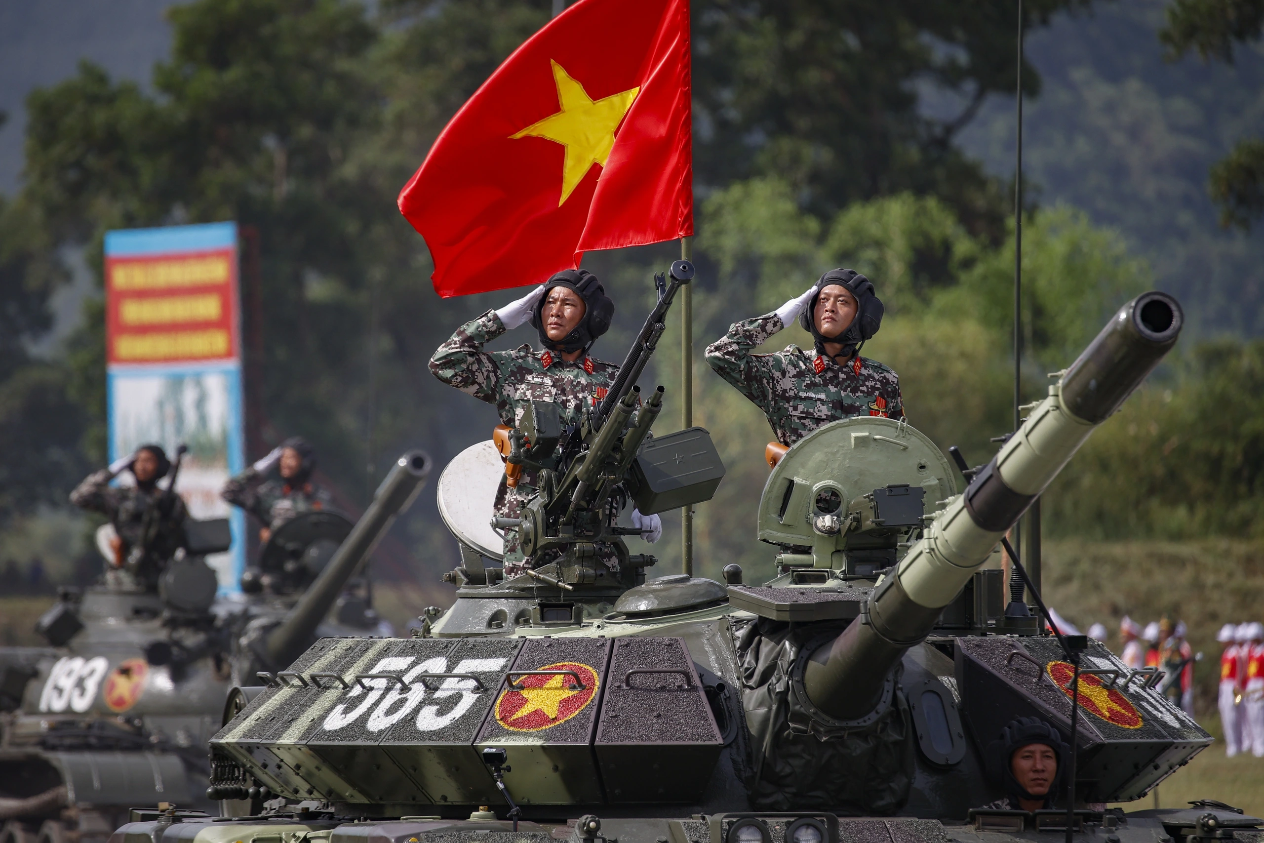tong-hop-luyen-a80-80-nam-quoc-khanh-viet-nam-05082025-138-1754388189399909541893-175455912211433297715.webp