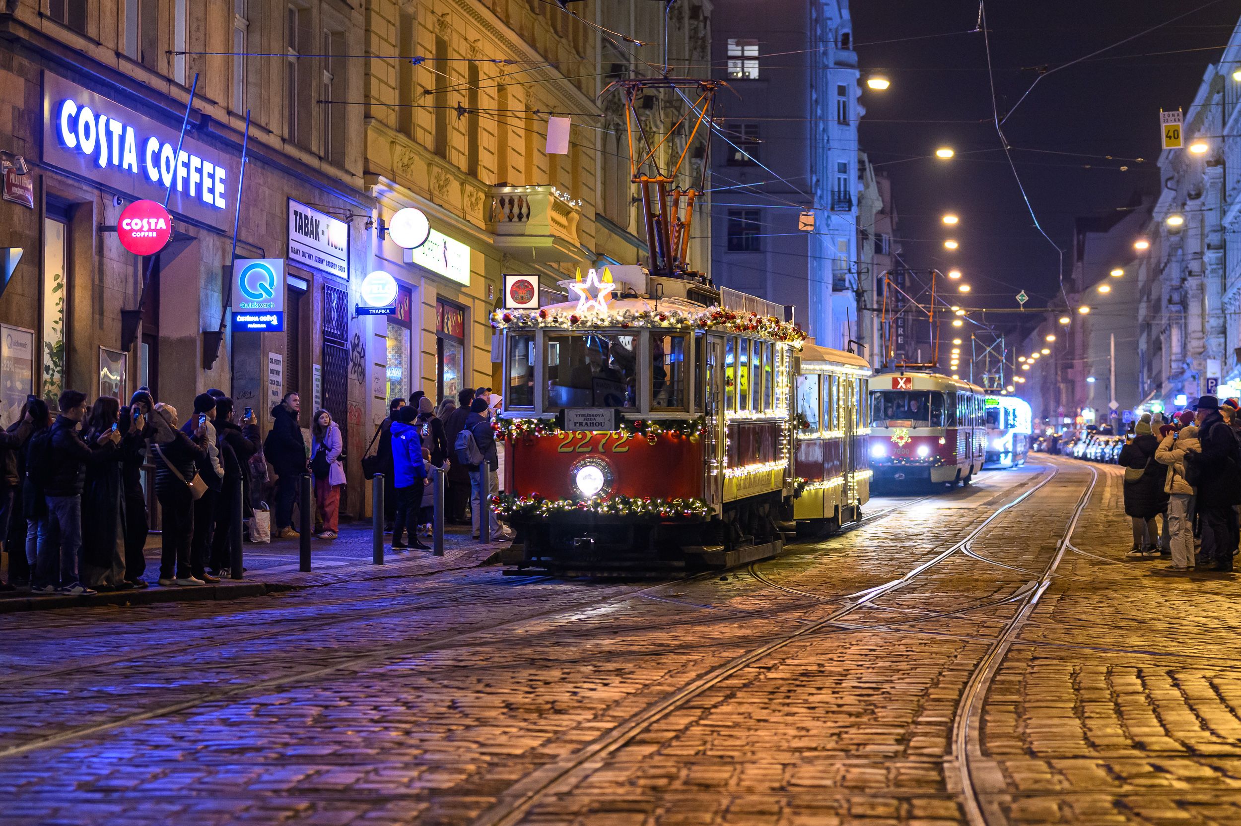 tramvaj-vanoce-dpp-20.jpeg