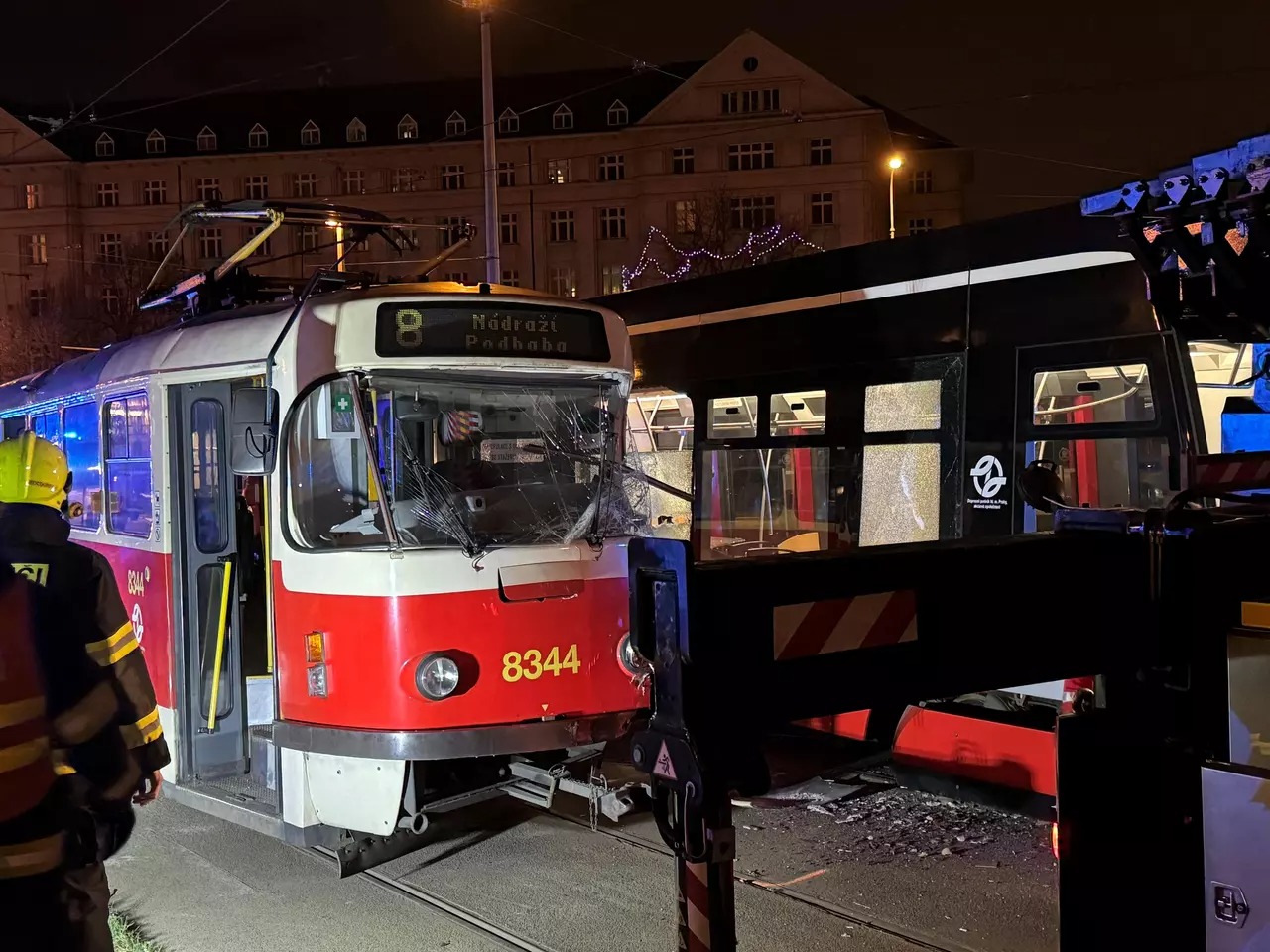 tramvaj-vitezne-namesti-nehoda.jpg