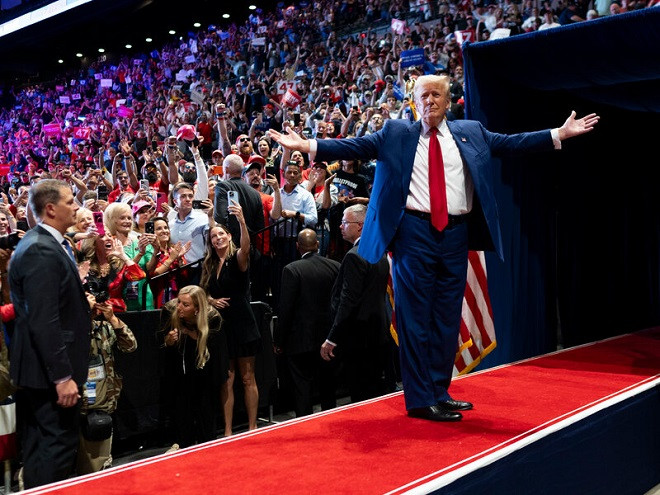 trump-van-dong-tranh-cu-6934.jpg