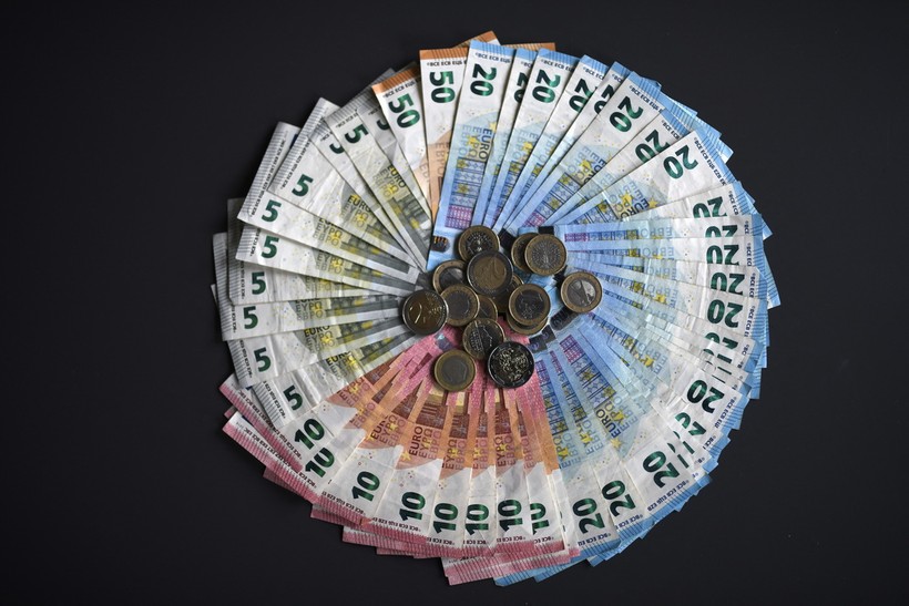 ttxvn-dong-euro-7896.jpg