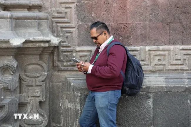 ttxvn-mexico-dien-thoai-resize-9123-jpg-51839552631833232826750-27221625715512596657745.webp