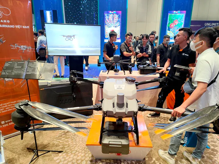 uav-tam-thap-17910821708871310192727.webp
